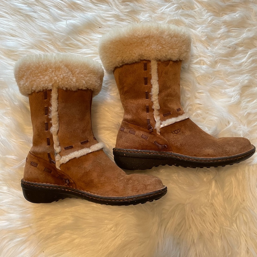 Pre Loved Ugg Australia 5674 Elijo Stitched Suede Shearling Boot Us 8 Eu 39